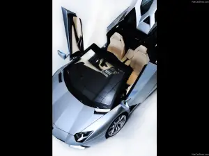 Lamborghini Aventador LP700-4 Roadster