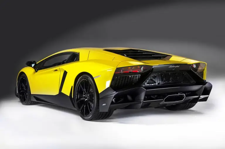 Lamborghini Aventador LP720-4 50 Anniversario - 4