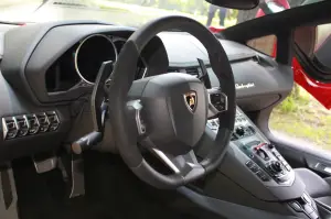 Lamborghini Aventador - Prova su strada 2013 - 41