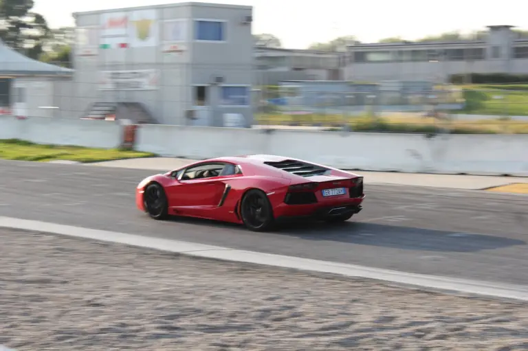 Lamborghini Aventador - Prova su strada 2013 - 140