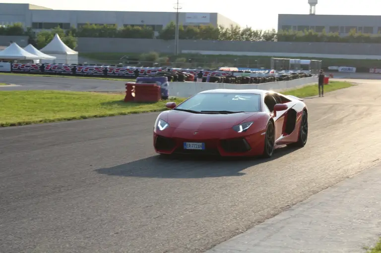 Lamborghini Aventador - Prova su strada 2013 - 141