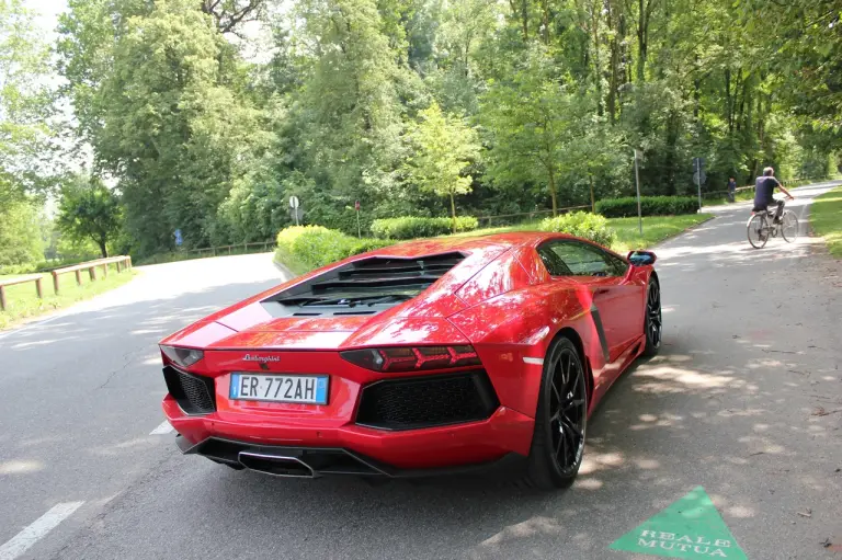 Lamborghini Aventador - Prova su strada 2013 - 240