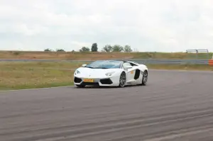 Lamborghini Aventador Roadster - Prova su strada e in pista 2014 - 108