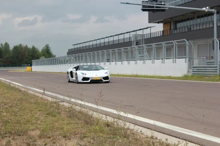 Lamborghini Aventador Roadster - Prova su strada e in pista 2014 - 129