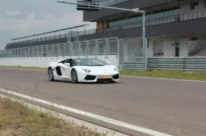 Lamborghini Aventador Roadster - Prova su strada e in pista 2014 - 130