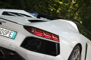 Lamborghini Aventador Roadster - Prova su strada e in pista 2014