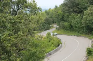 Lamborghini Aventador Roadster - Prova su strada e in pista 2014