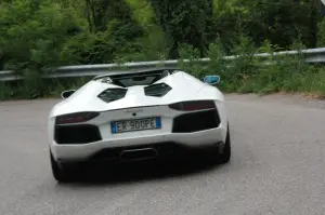 Lamborghini Aventador Roadster - Prova su strada e in pista 2014