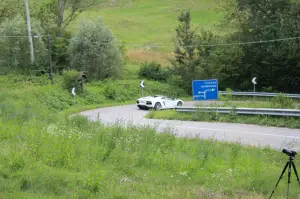 Lamborghini Aventador Roadster - Prova su strada e in pista 2014