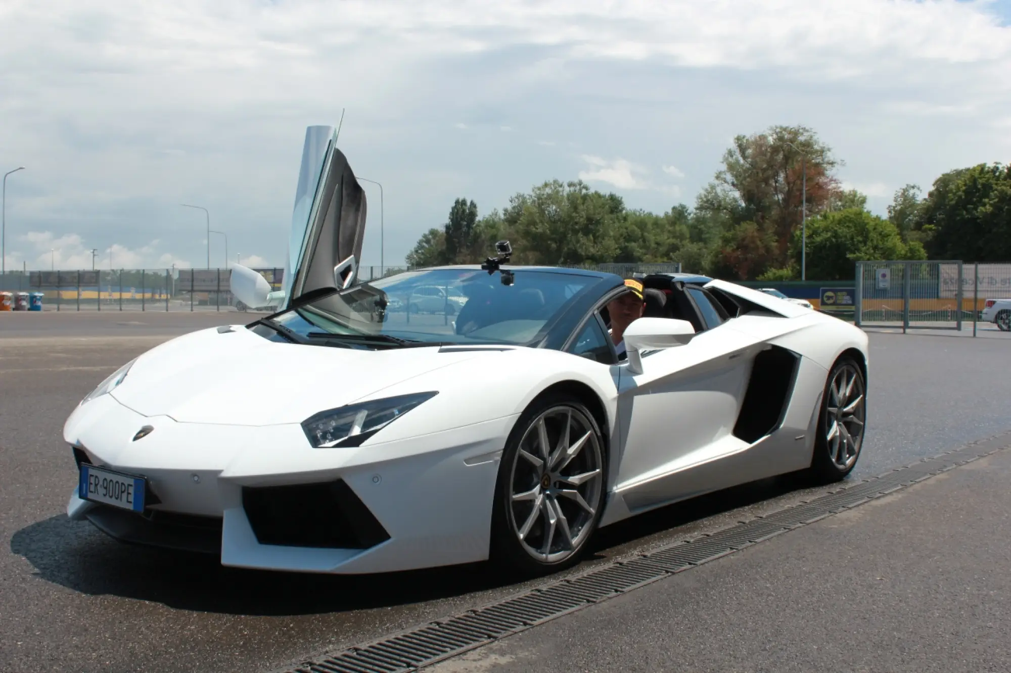 Lamborghini Aventador Roadster - Prova su strada e in pista 2014 - 39