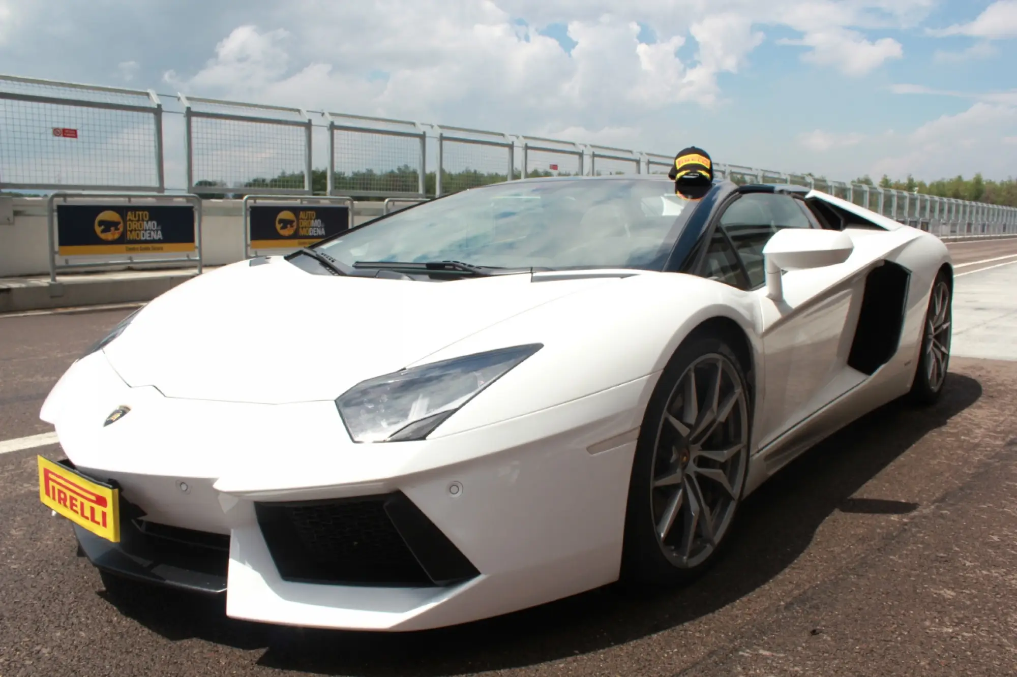 Lamborghini Aventador Roadster - Prova su strada e in pista 2014 - 67