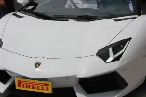 Lamborghini Aventador Roadster - Prova su strada e in pista 2014