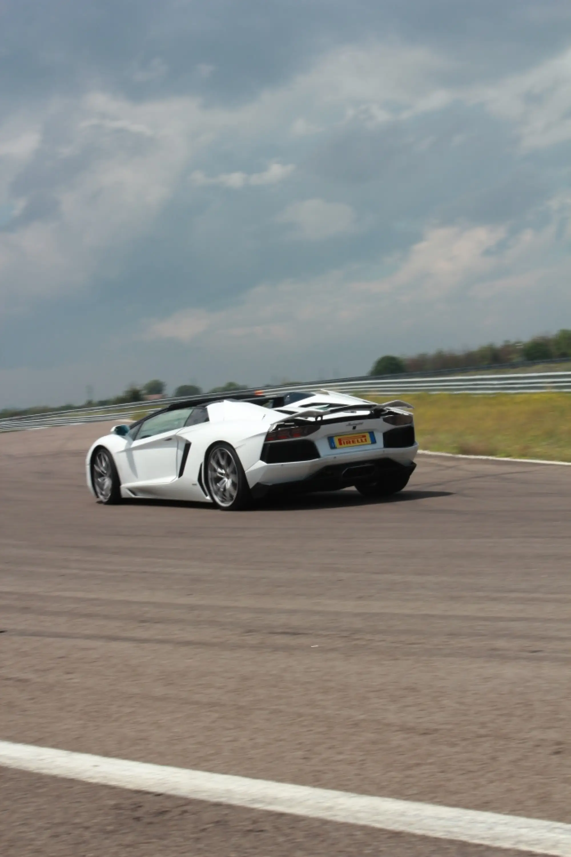 Lamborghini Aventador Roadster - Prova su strada e in pista 2014 - 82