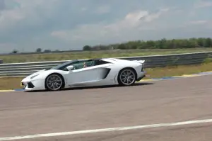 Lamborghini Aventador Roadster - Prova su strada e in pista 2014 - 85