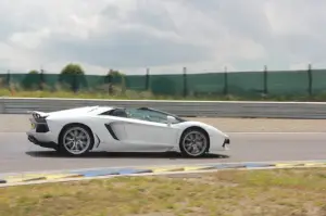 Lamborghini Aventador Roadster - Prova su strada e in pista 2014 - 98