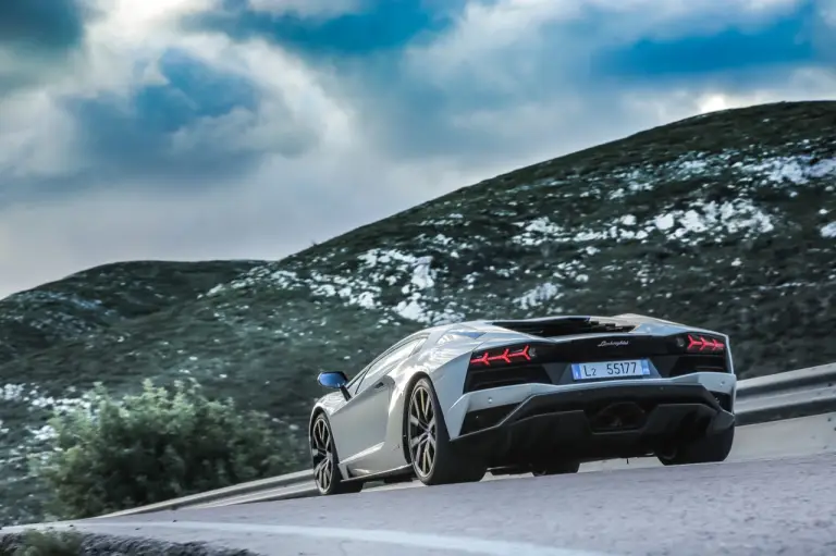 Lamborghini Aventador S - nuova galleria - 4