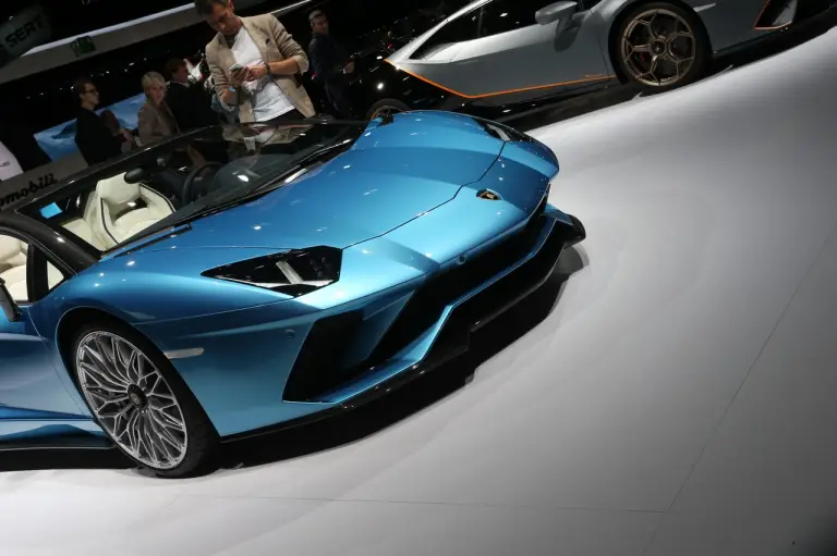 Lamborghini Aventador S Roadster - Salone di Francoforte 2017 - 4