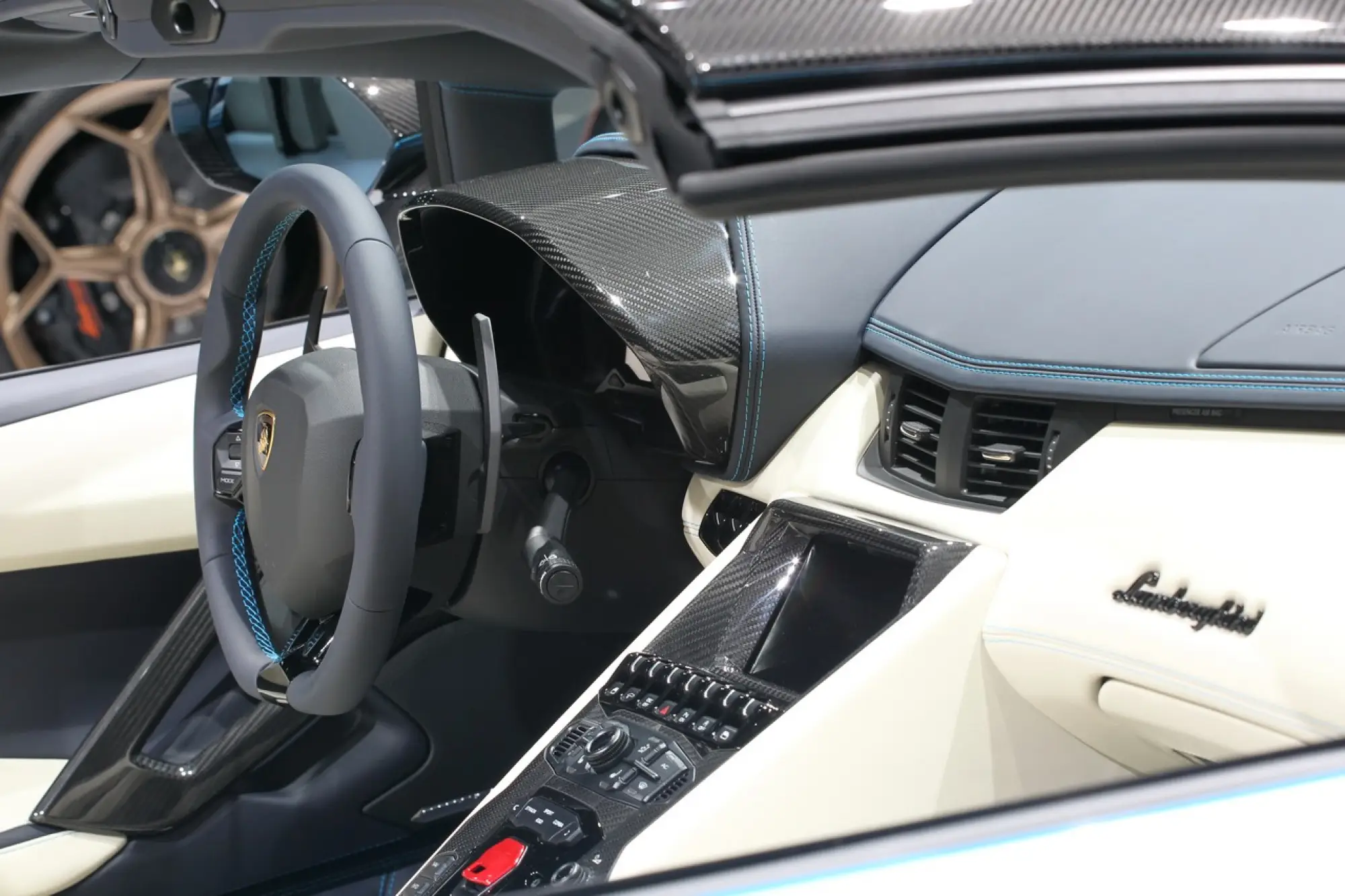 Lamborghini Aventador S Roadster - Salone di Francoforte 2017 - 16