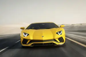 Lamborghini Aventador S - 5