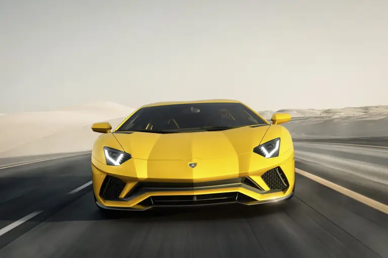 Lamborghini Aventador S - 5