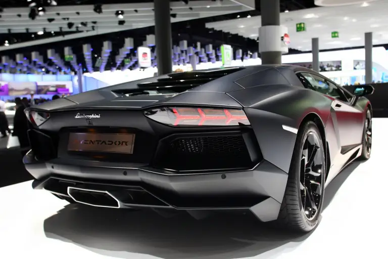 Lamborghini Aventador - Salone di Francoforte 2011 - 5
