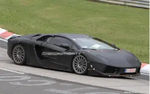 Lamborghini Aventador spy