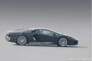 Lamborghini Aventador spy