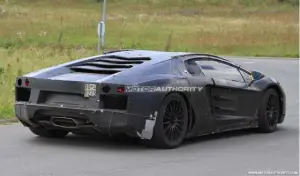 Lamborghini Aventador spy