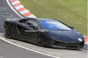 Lamborghini Aventador spy