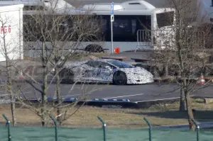 Lamborghini Aventador successore - Foto Spia 10-03-2022 - 8