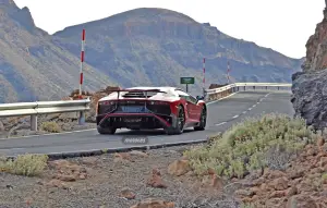 Lamborghini Aventador SuperVeloce - Foto spia (febbraio 2015)