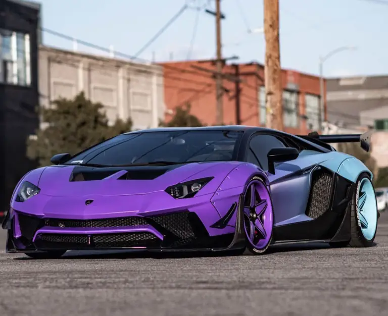 Lamborghini Aventador SV - Chris Brown - 7