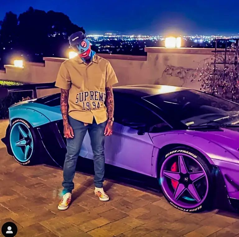 Lamborghini Aventador SV - Chris Brown - 10