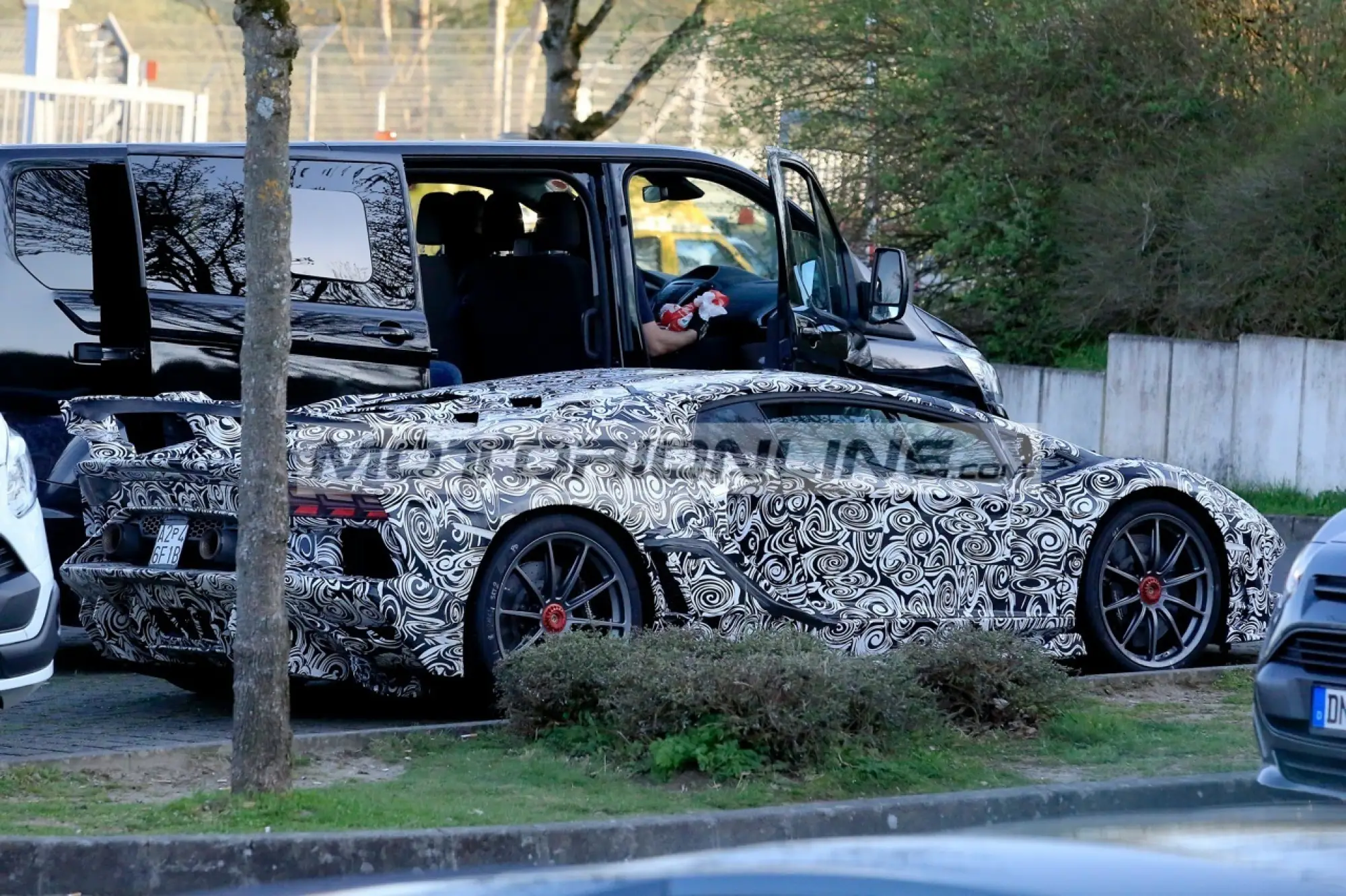 Lamborghini Aventador SV J foto spia 19-4-2018 - 3