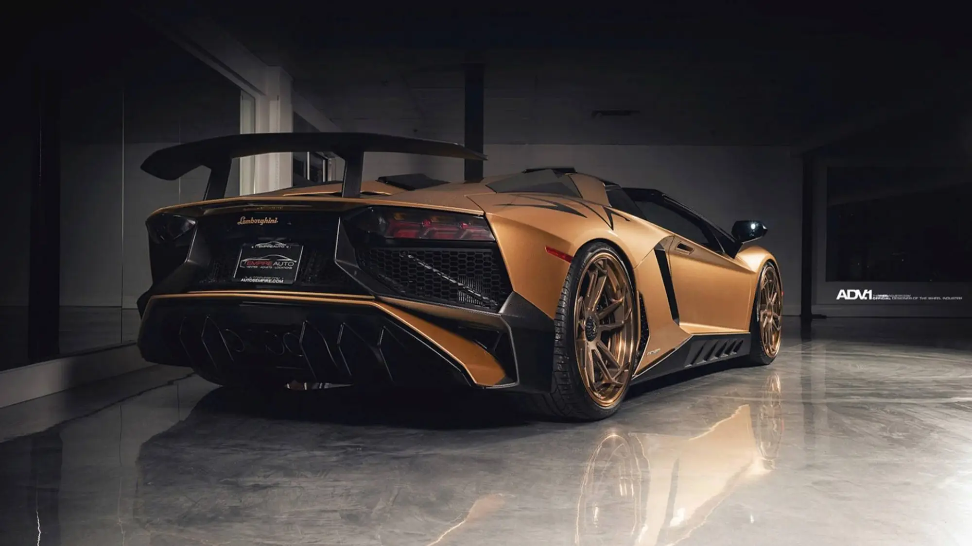 Lamborghini Aventador SV Roadster by Empire Auto - 3