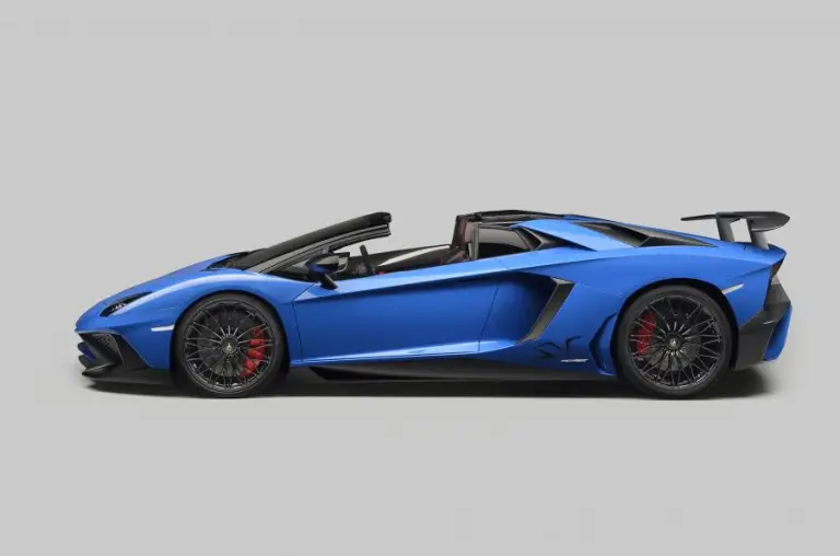Lamborghini Aventador SV Roadster - 3