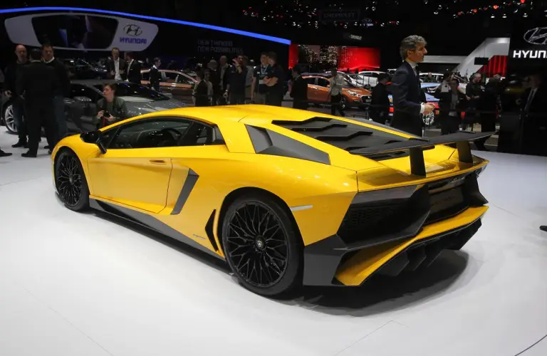 Lamborghini Aventador SV - Salone di Ginevra 2015 - 4