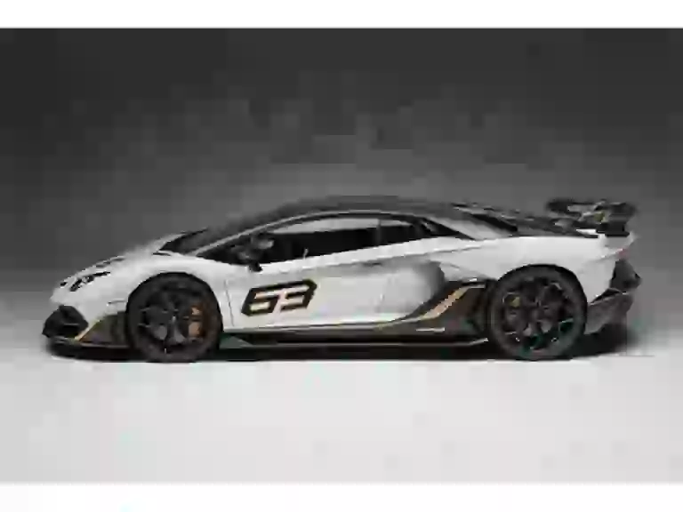 Lamborghini Aventador SVJ 63  - 8