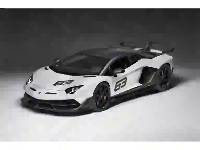 Lamborghini Aventador SVJ 63  - 11
