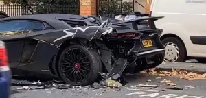 Lamborghini Aventador SVJ con Swarovski - Foto