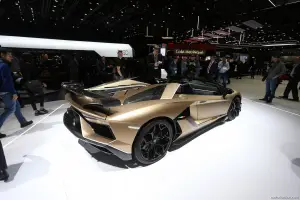 Lamborghini Aventador SVJ Roadster Foto Live - Salone di Ginevra 2019