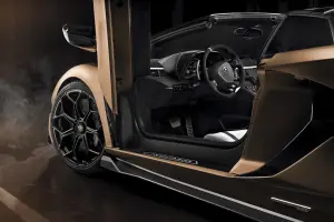 Lamborghini Aventador SVJ Roadster - Salone di Ginevra 2019 - 3