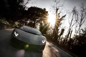 Lamborghini Aventador Ultimae - Foto su strada - 14