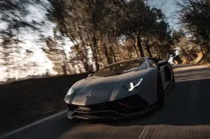 Lamborghini Aventador Ultimae - Foto su strada - 15