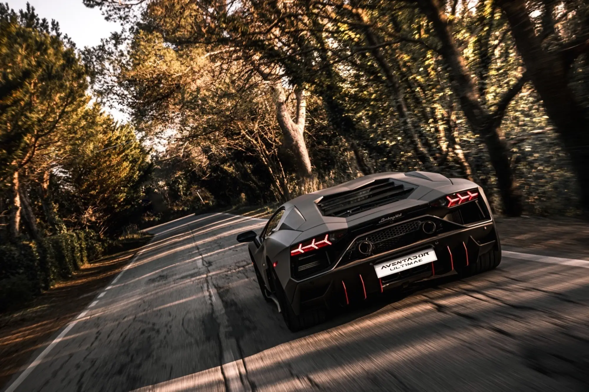 Lamborghini Aventador Ultimae - Foto su strada - 19