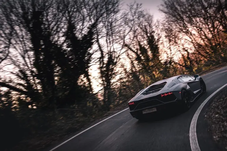 Lamborghini Aventador Ultimae - Foto su strada - 34