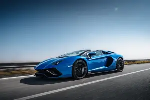 Lamborghini Aventador Ultimae - Foto su strada - 22