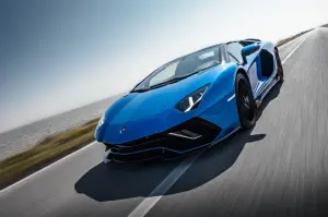 Lamborghini Aventador Ultimae - Foto su strada - 28