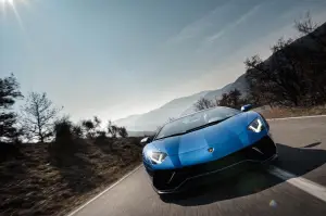 Lamborghini Aventador Ultimae - Foto su strada - 37