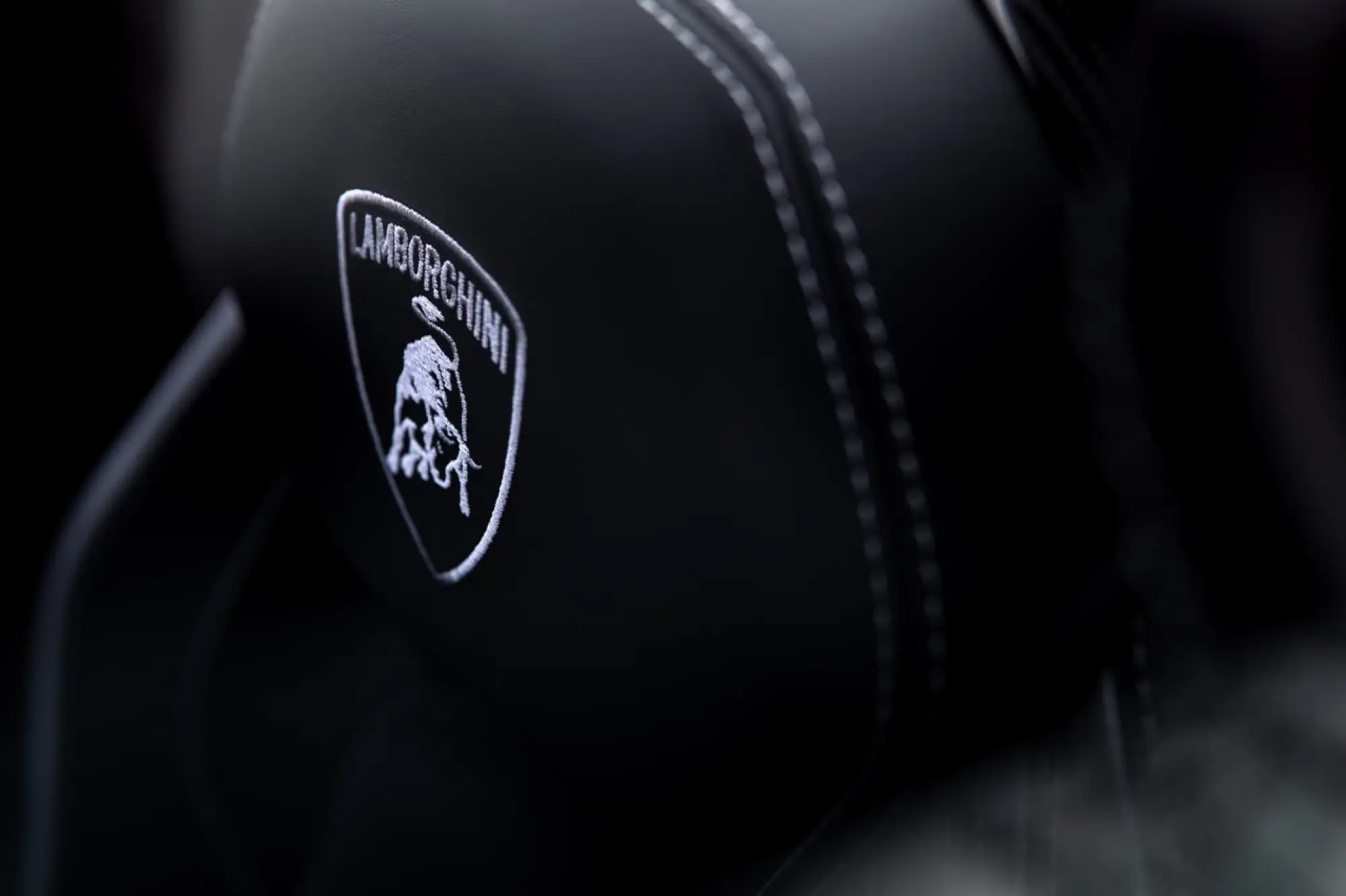 Lamborghini Aventador Ultimae - Foto su strada - 45